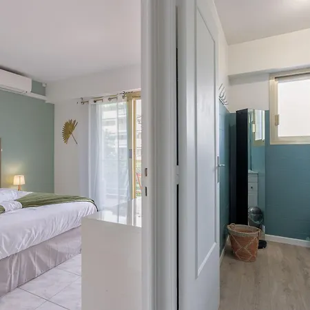 77 - Terrasse, Spacieux, Clim, Paisible Cannes