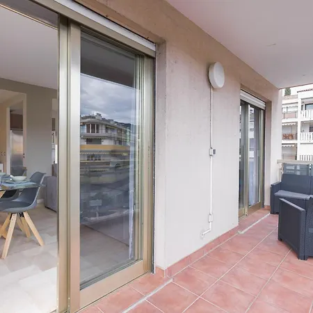 77 - Terrasse, Spacieux, Clim, Paisible Lägenhet *