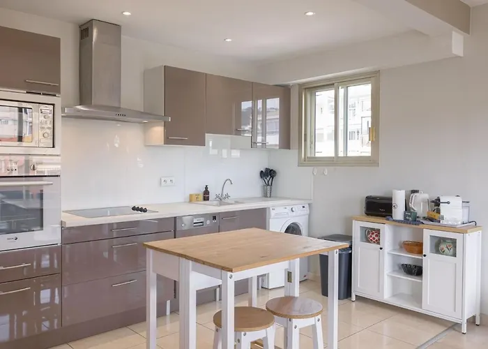 77 - Terrasse, Spacieux, Clim, Paisible Cannes